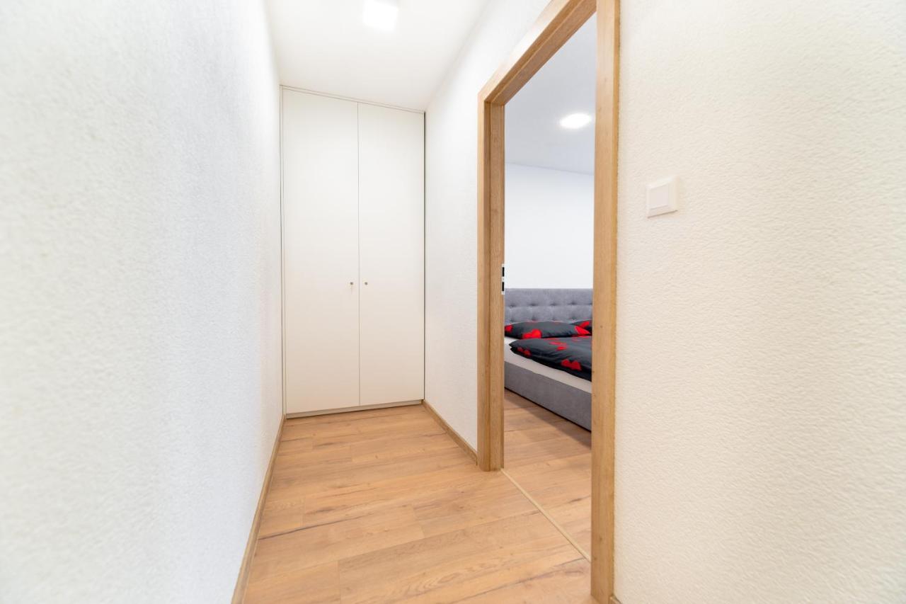 Apartman Discreet Kysucke Nove Mesto Exterior foto